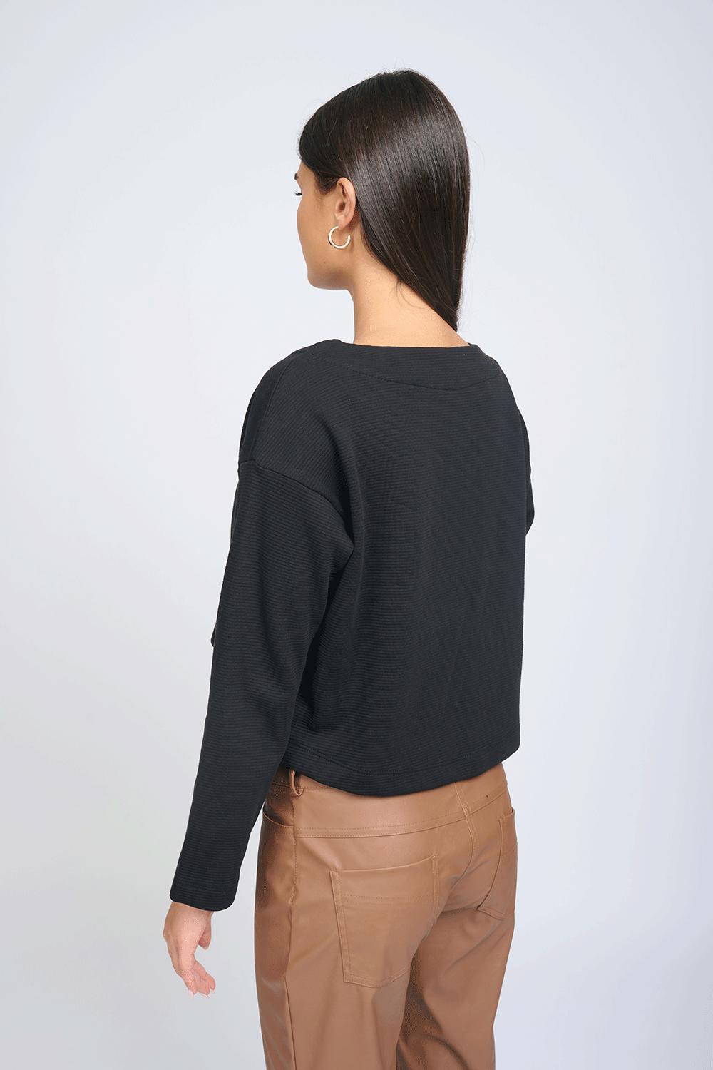 Louisa V Top Black - Layou Design by Shay Sobol