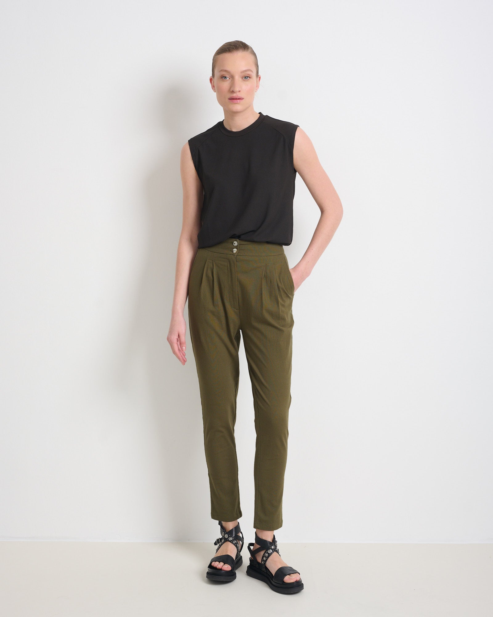 Shosh Pants Olive Green - Layou Design by Shay Sobol