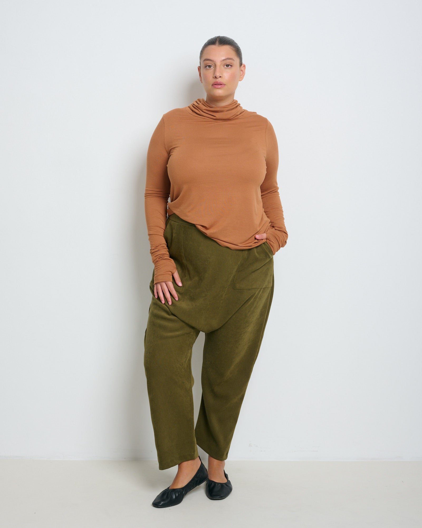 Frankie Pants Olive Green - Layou Design by Shay Sobol