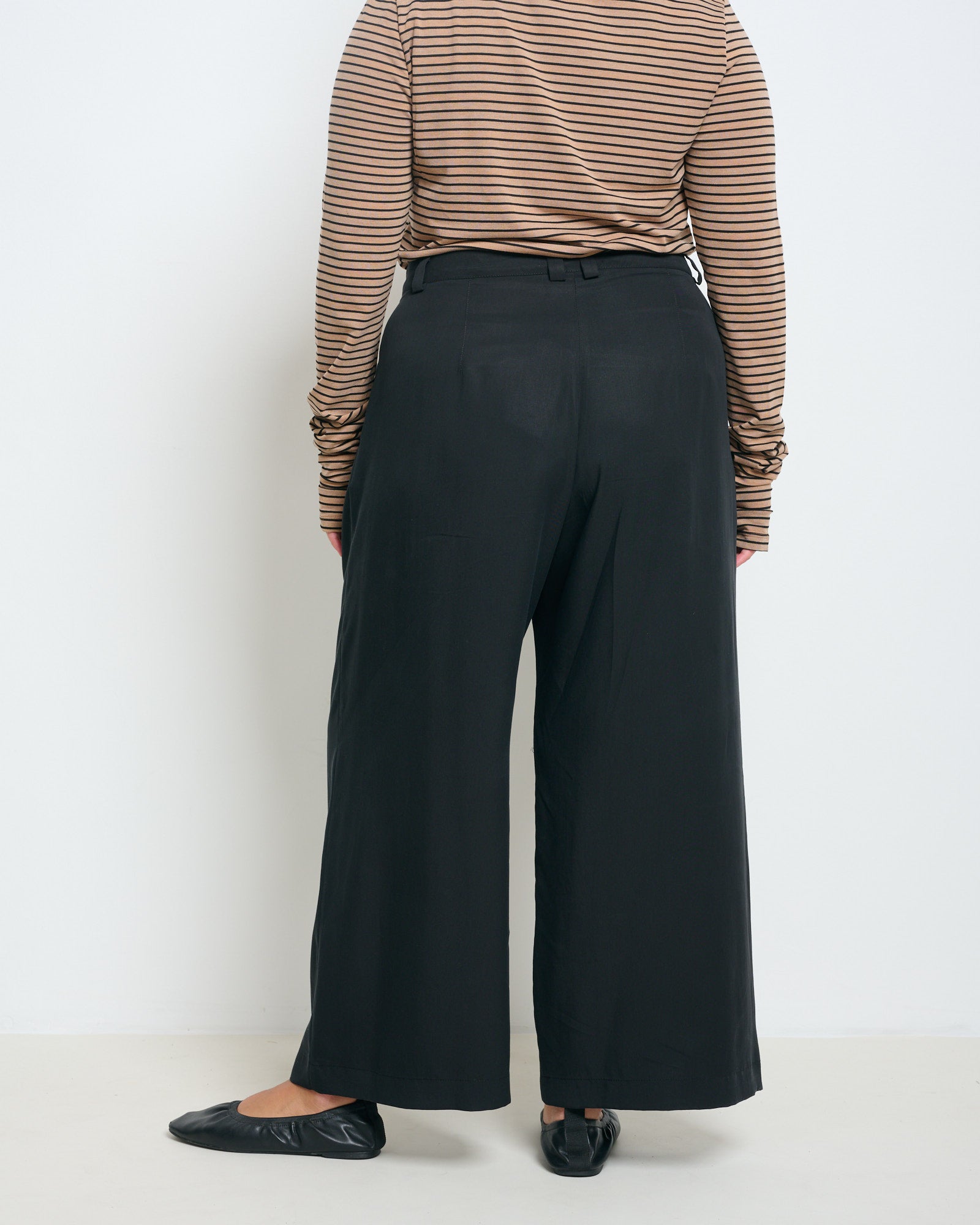 Anna Pants Black - Layou Design by Shay Sobol