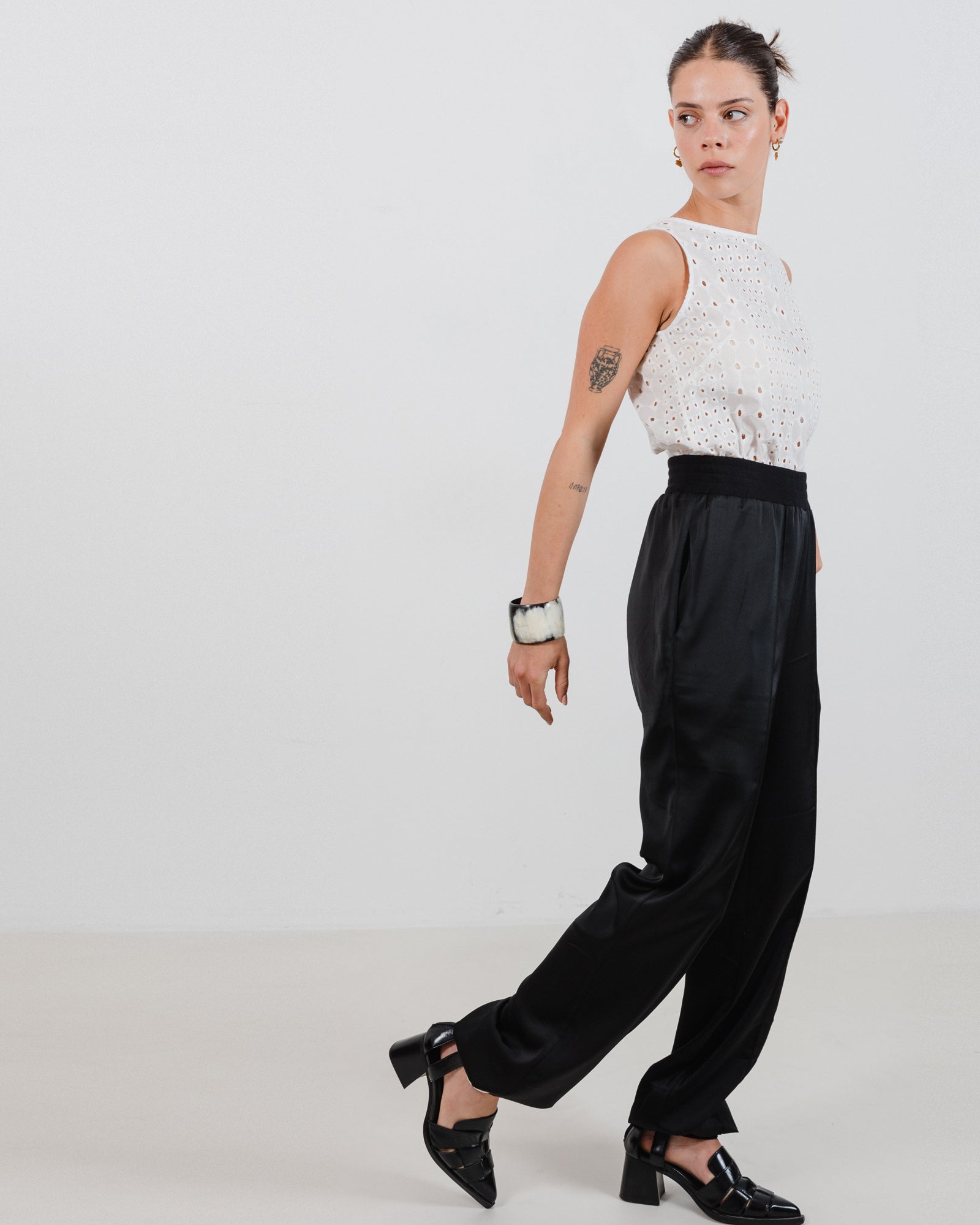 Sophie Top White Lace - Layou Design by Shay Sobol