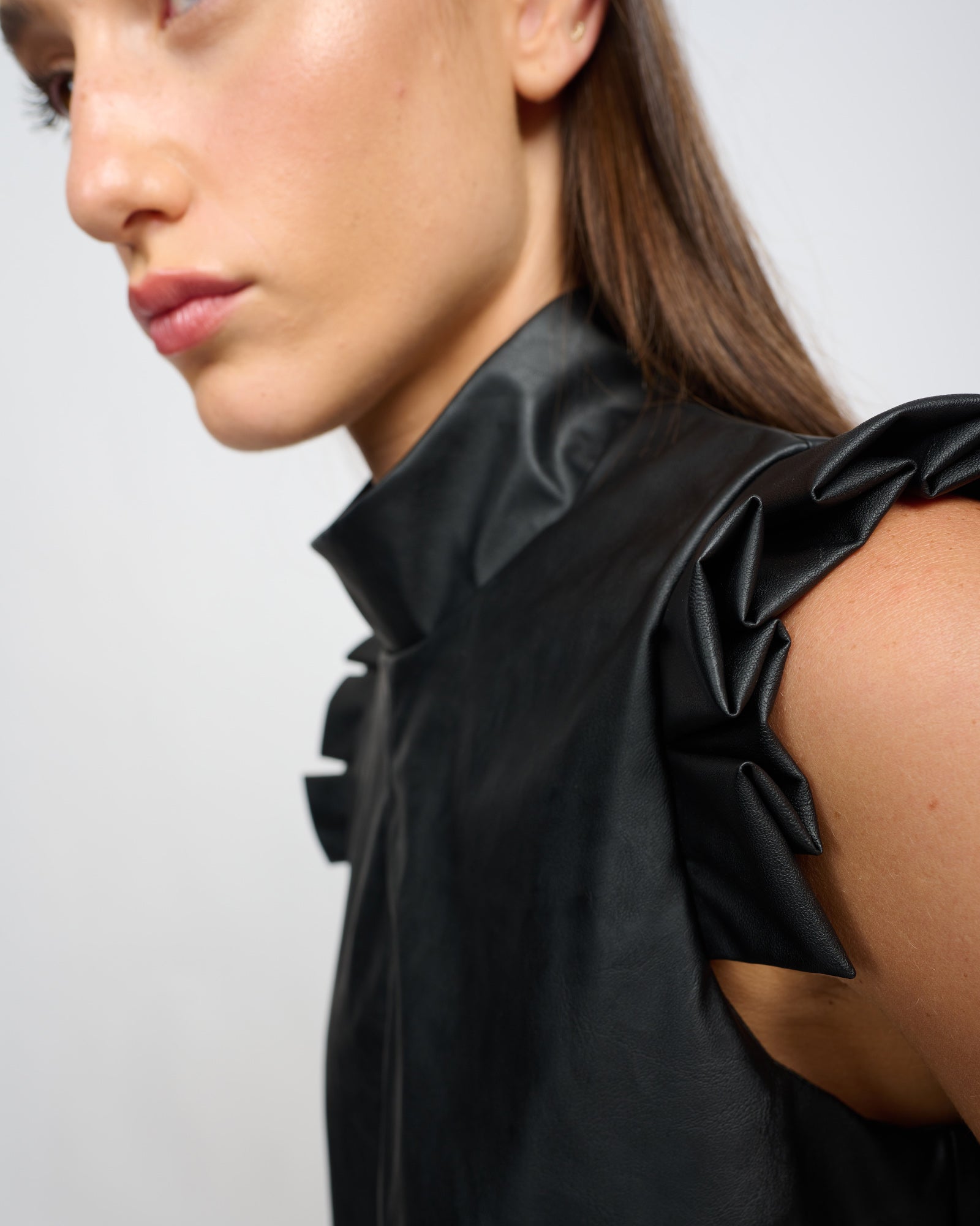 Ella Top Black - Layou Design by Shay Sobol
