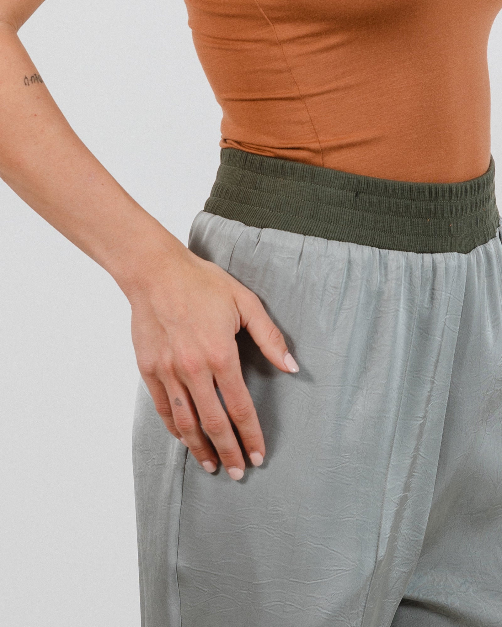Helena Pants Green - Layou Design by Shay Sobol