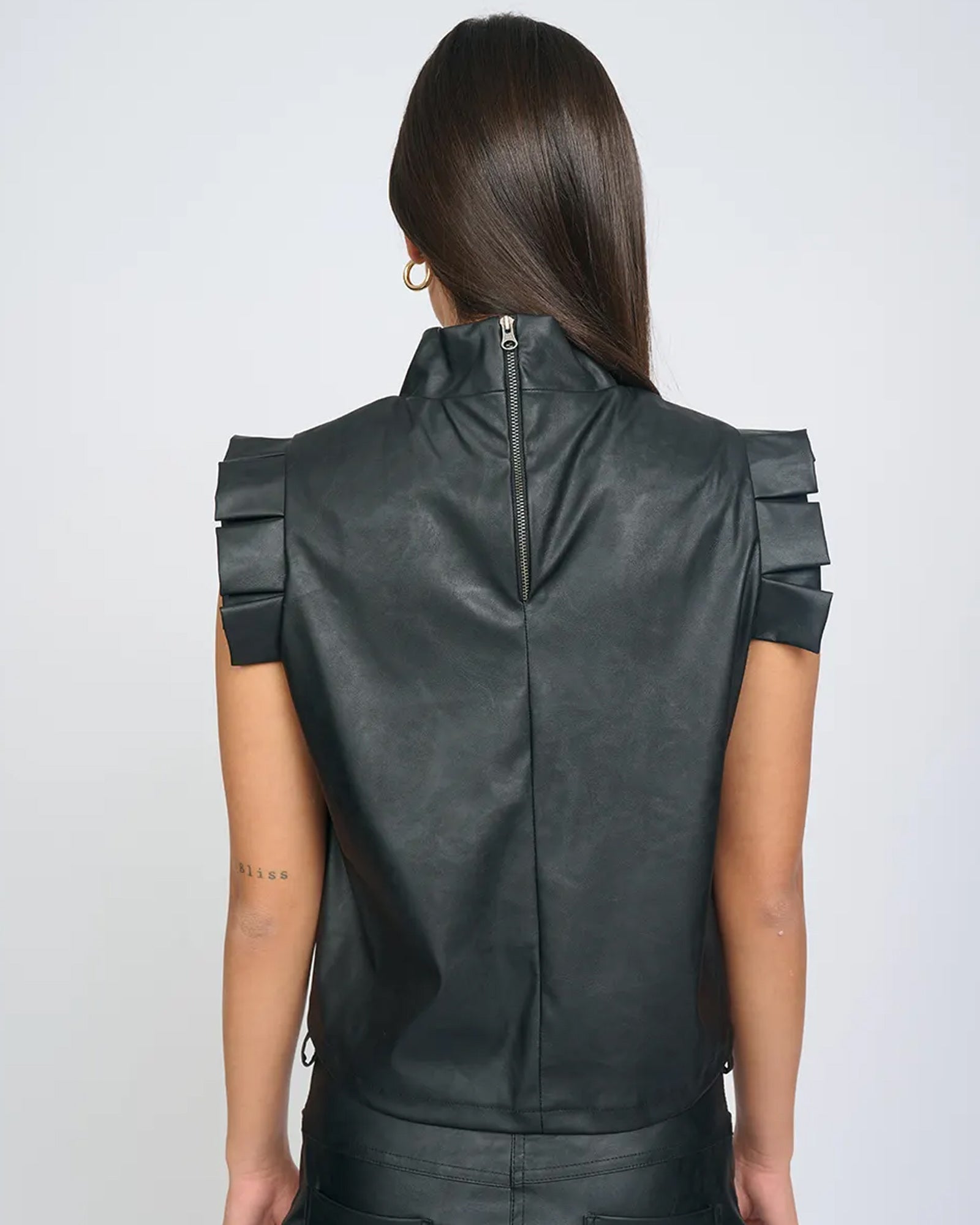Ella Top Black - Layou Design by Shay Sobol
