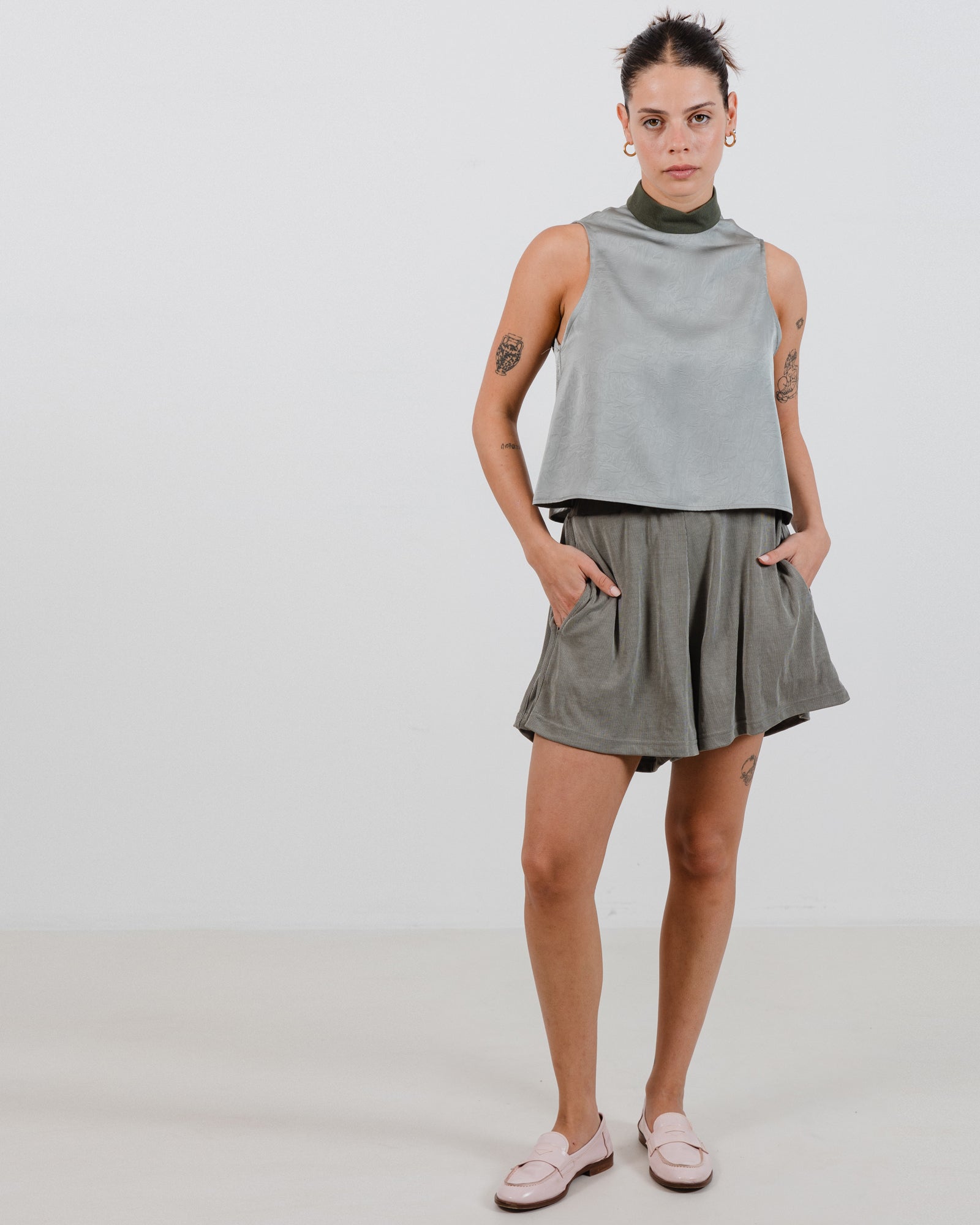 Jane Shorts Olive Grey Rib - Layou Design by Shay Sobol