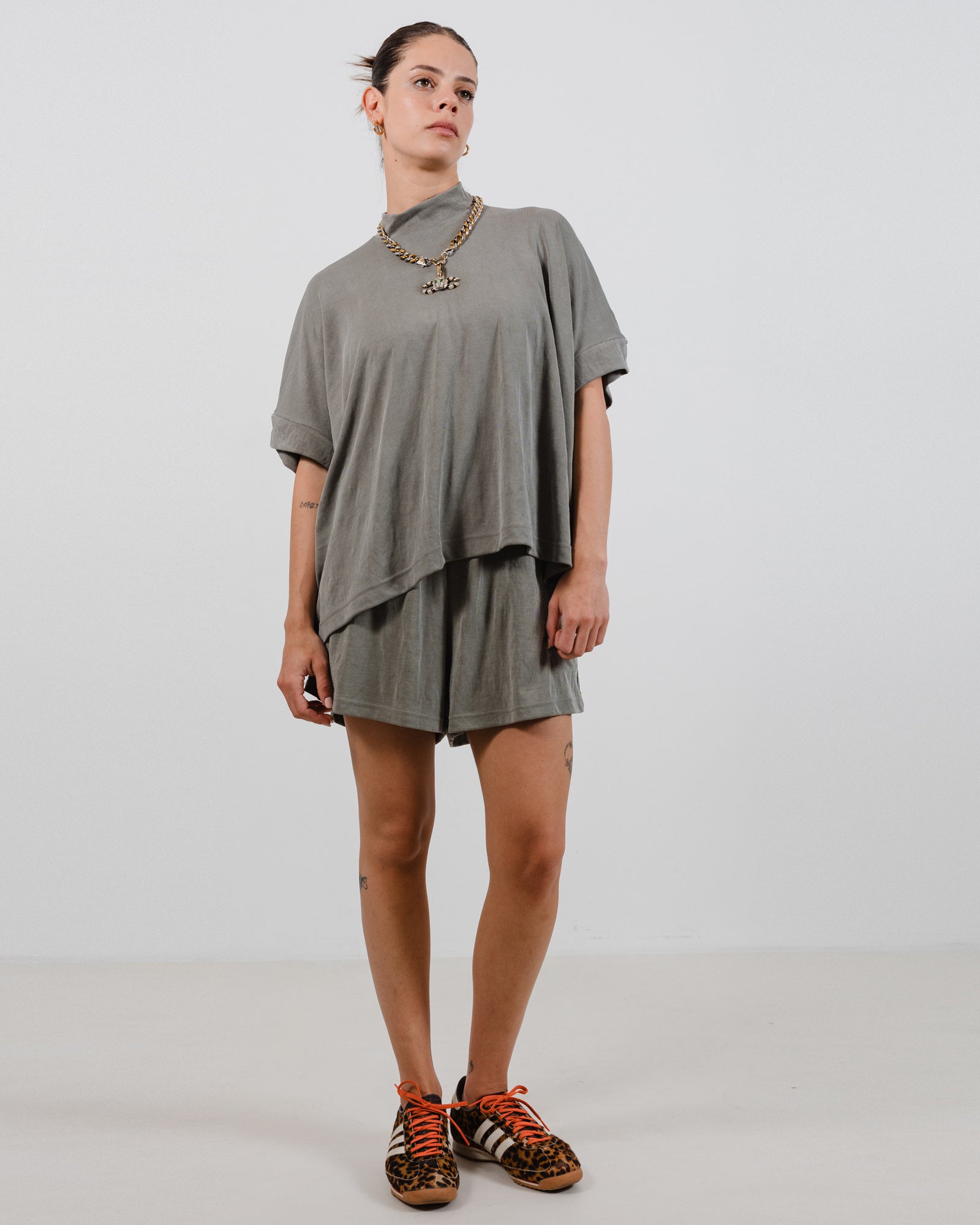 Jane Shorts Olive Grey Rib - Layou Design by Shay Sobol