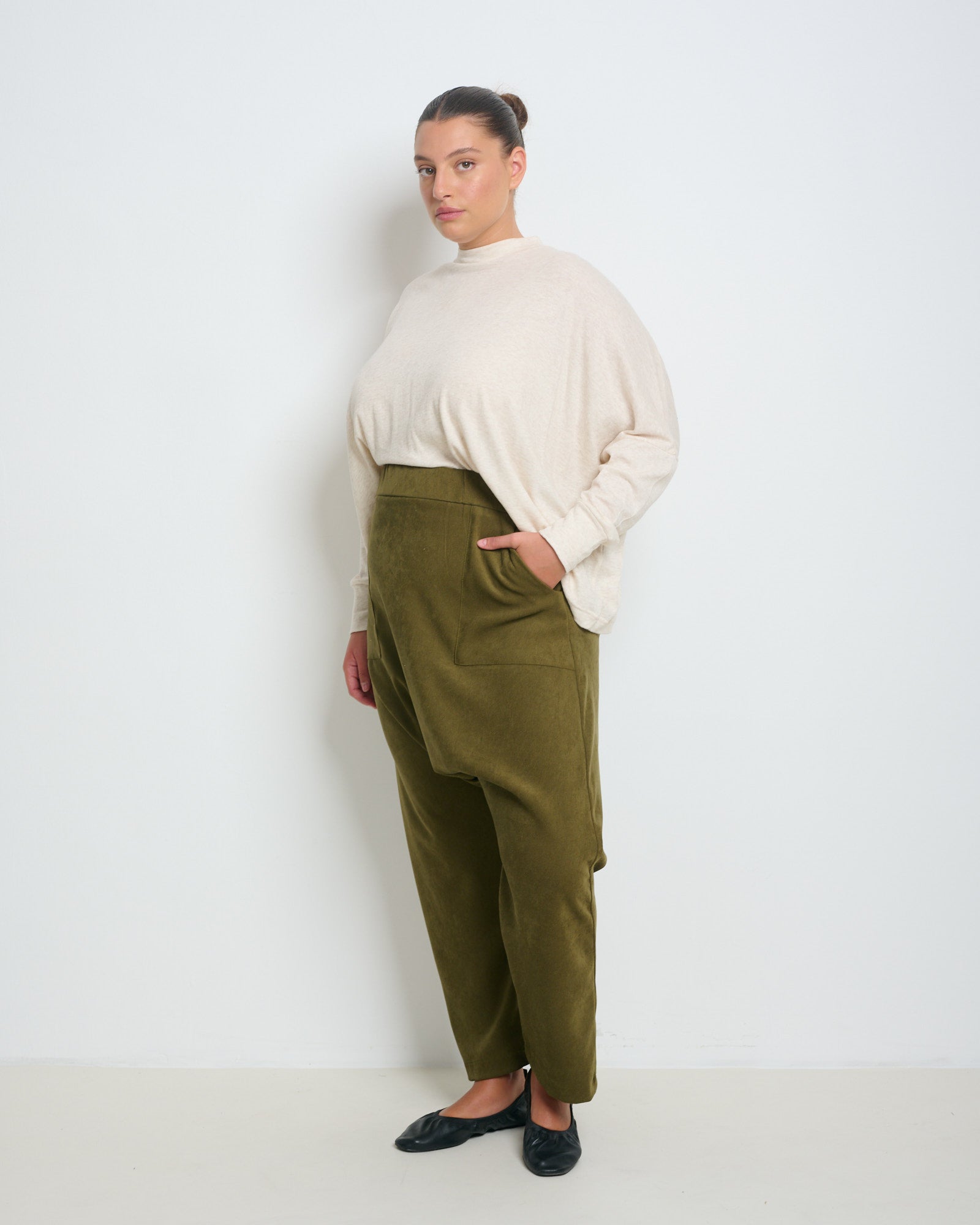 Frankie Pants Olive Green - Layou Design by Shay Sobol