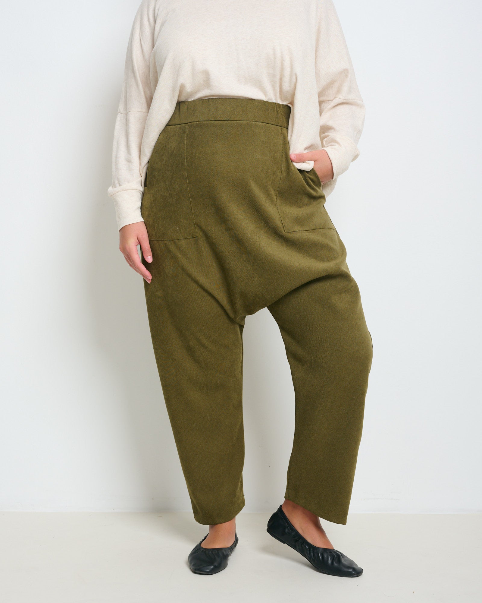 Frankie Pants Olive Green - Layou Design by Shay Sobol