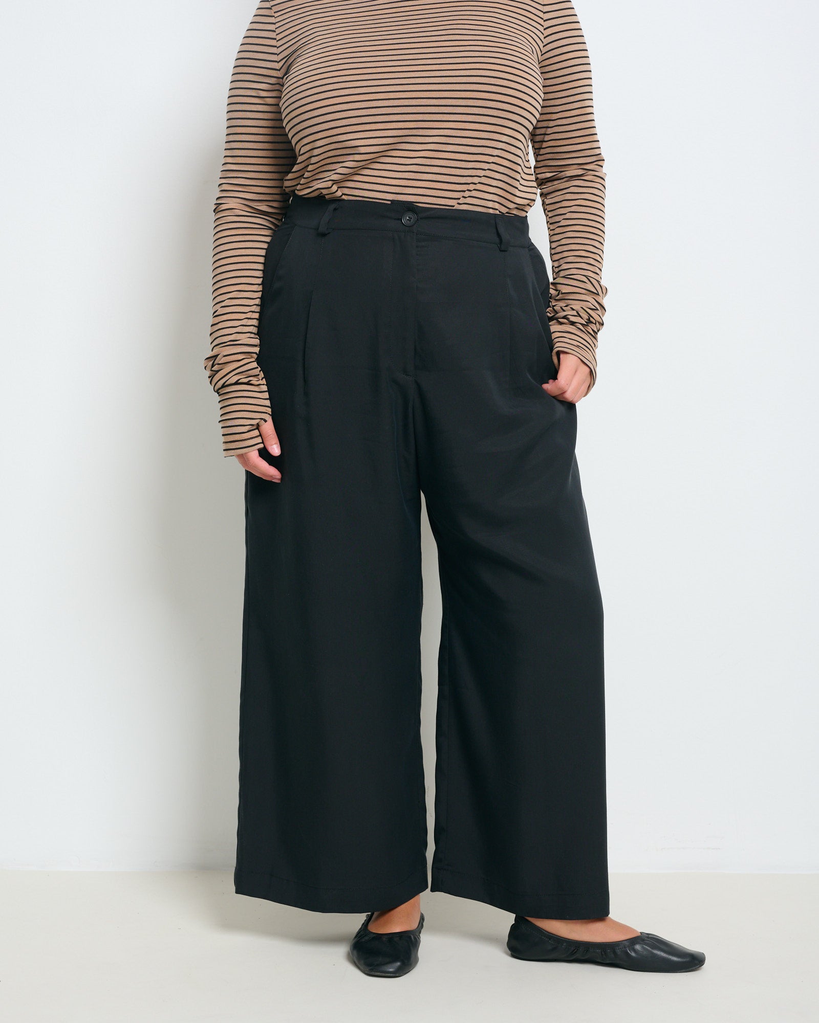 Anna Pants Black - Layou Design by Shay Sobol