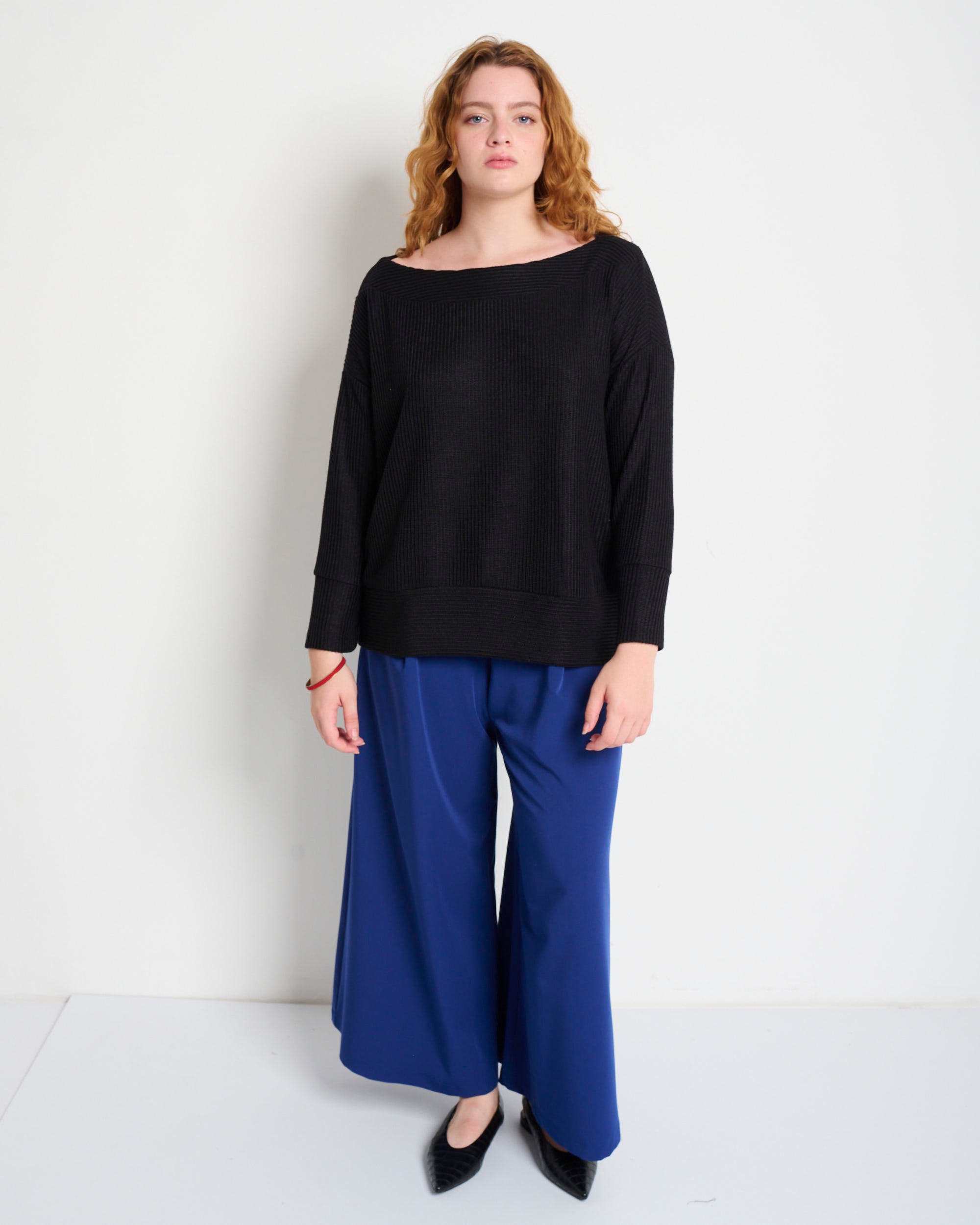 Bili Jumper Black - Layou Design by Shay Sobol