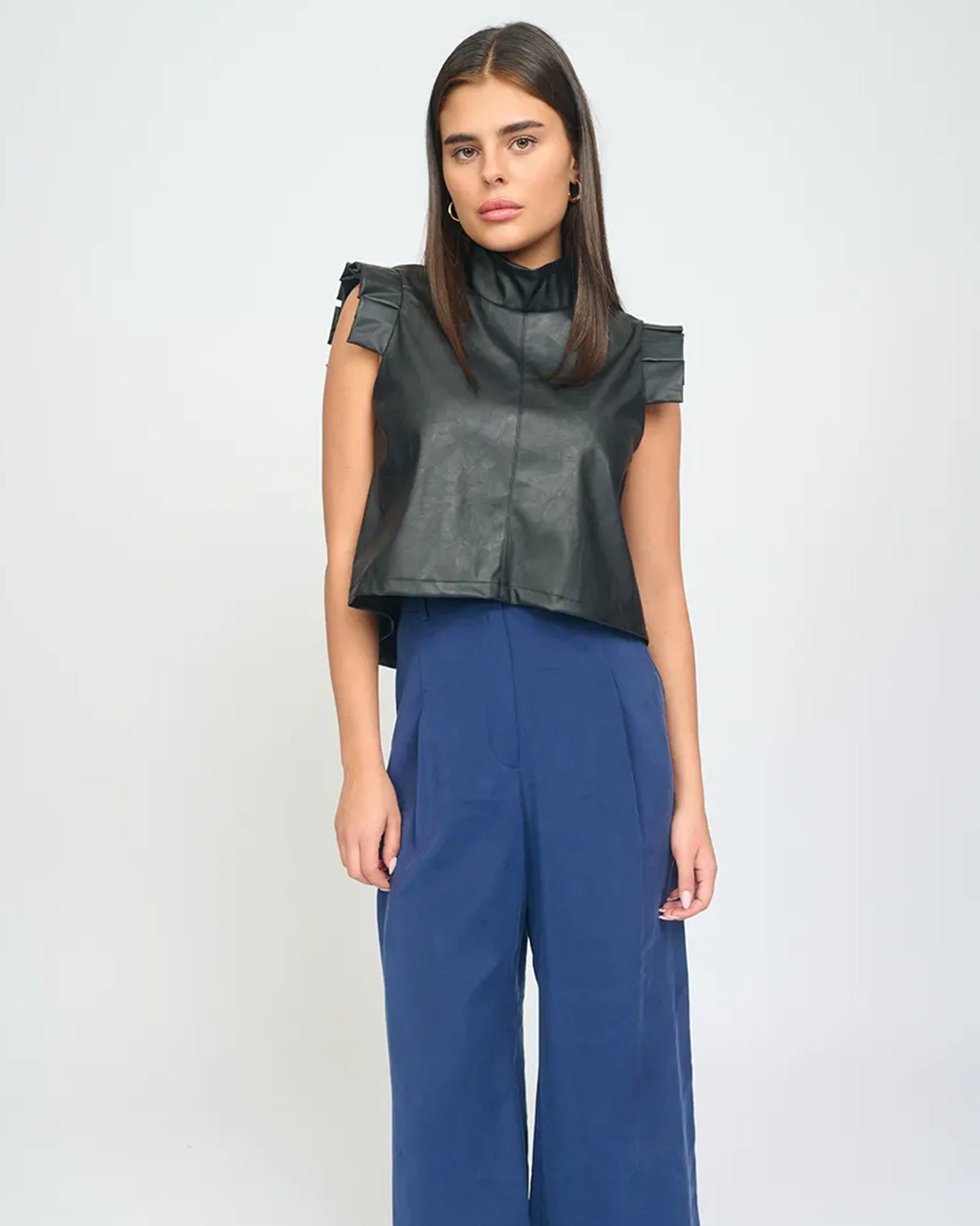Ella Top Black - Layou Design by Shay Sobol