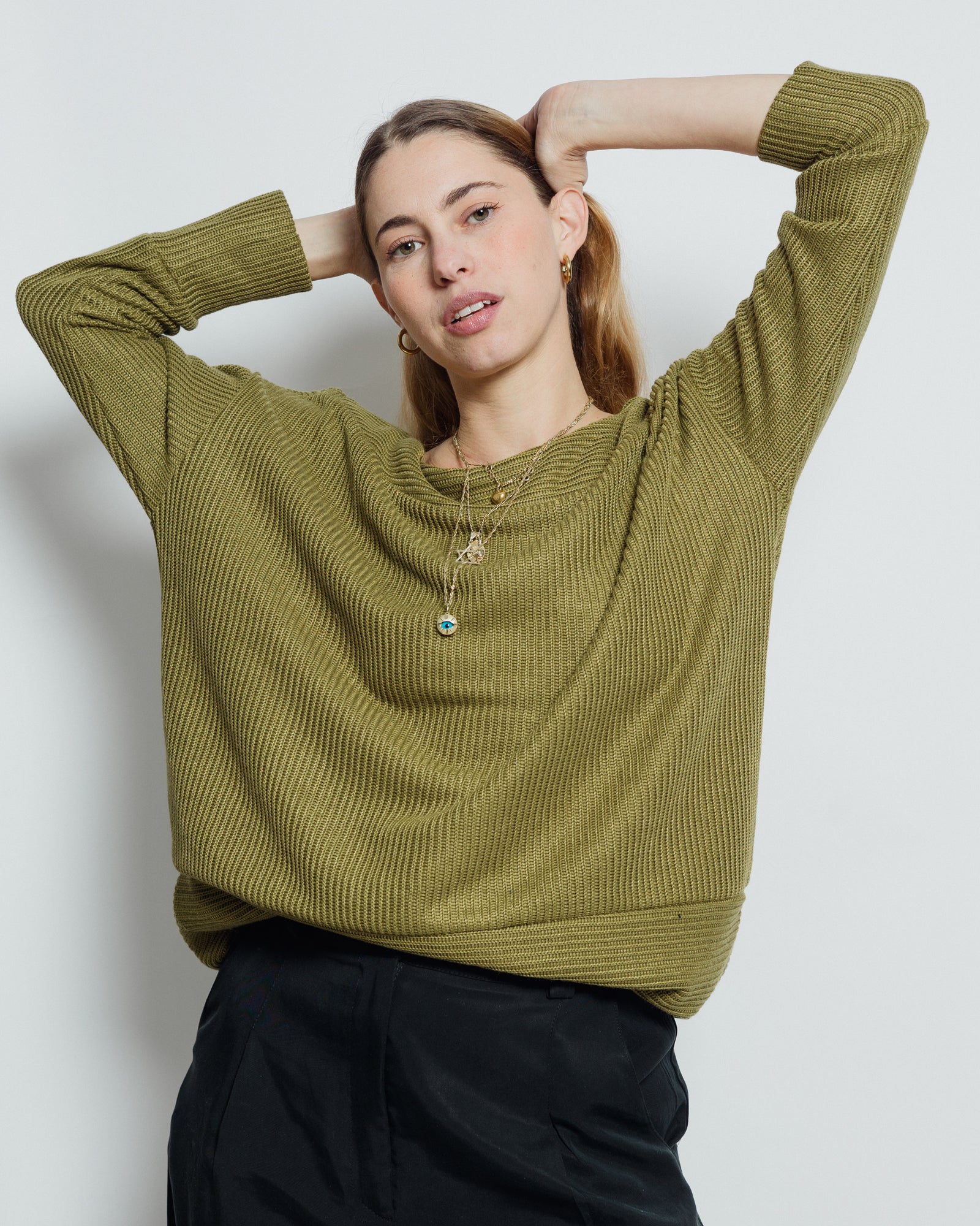 Bili Jumper Olive Green - Layou Design by Shay Sobol